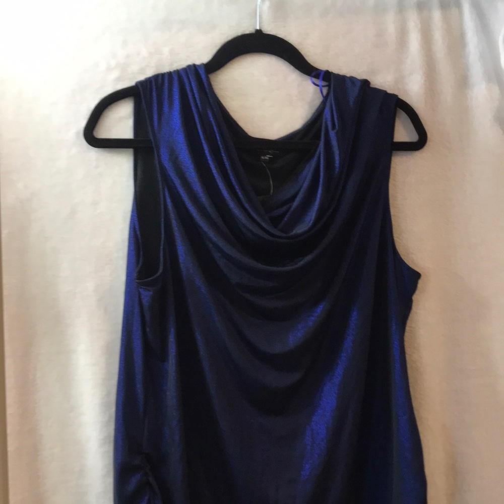 Long shiny top